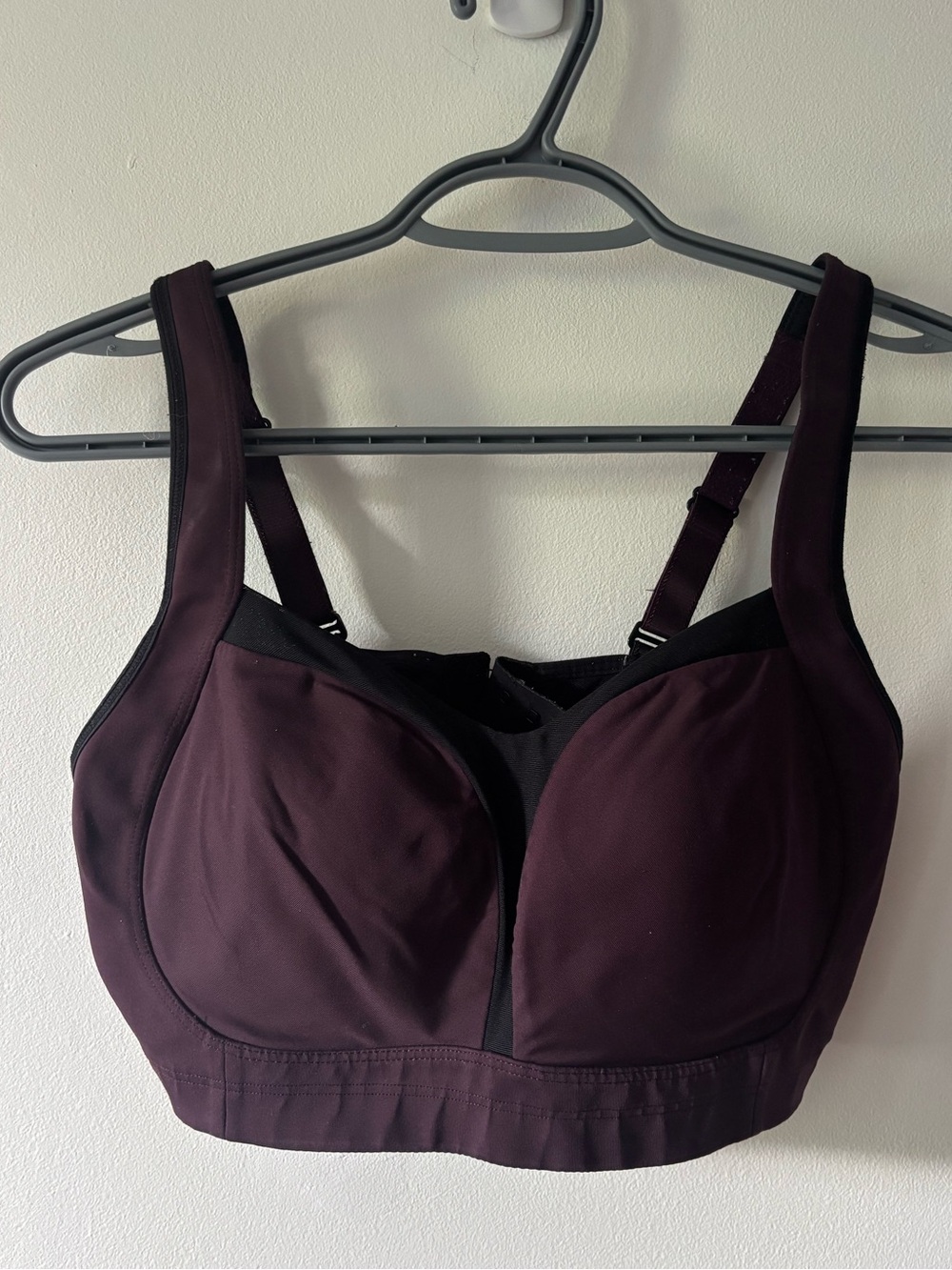 Lululemon Ta Ta Tamer II Plum / Black Size S/M